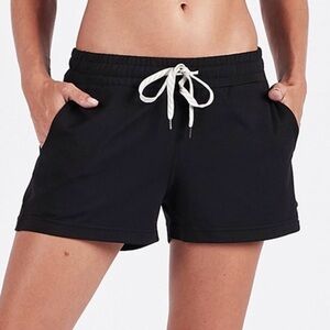 Vuori Performance Halo Shorts Small